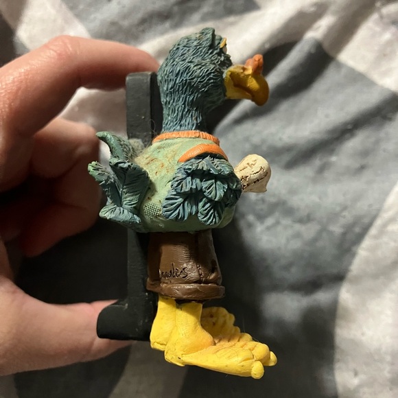 Quirky Crow Figurine with Plaque - Picture 3 of 5